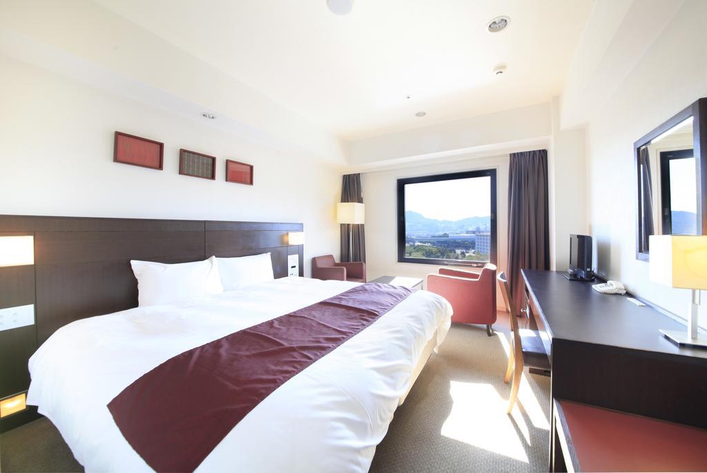 Quintessa Hotel Sasebo Bagian luar foto